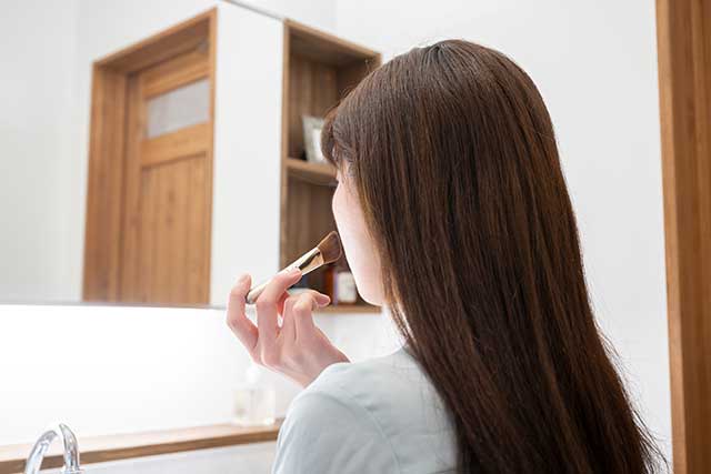 メイクアップの明かり